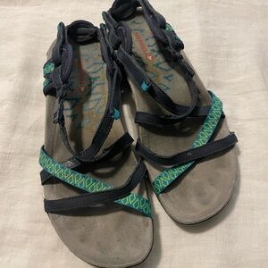 Merrell Women's Black and Green Sandals size 8